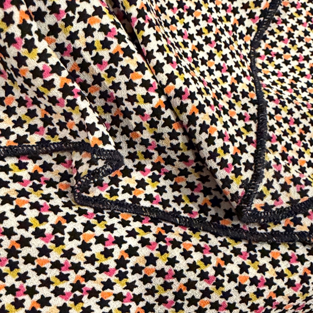 cabi Ruffle Star Top - Picture 4 of 6